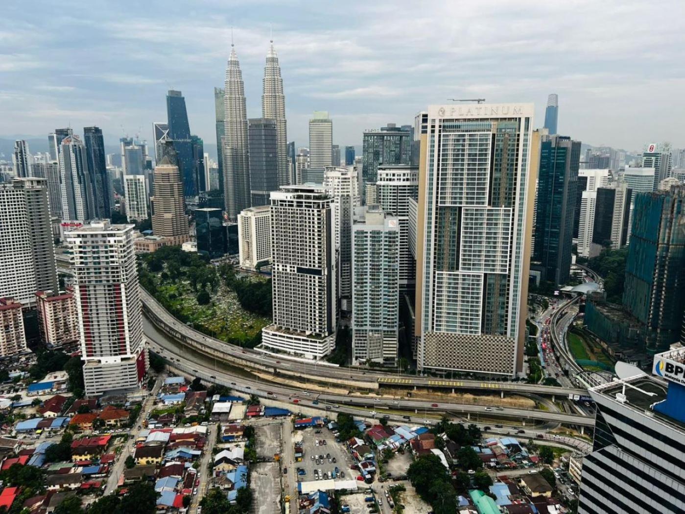 The Luxe Suites Klcc By Cozy Stay Kuala Lumpur Dış mekan fotoğraf